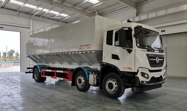 程力牌CL5250ZSL6QX型散裝飼料運(yùn)輸車